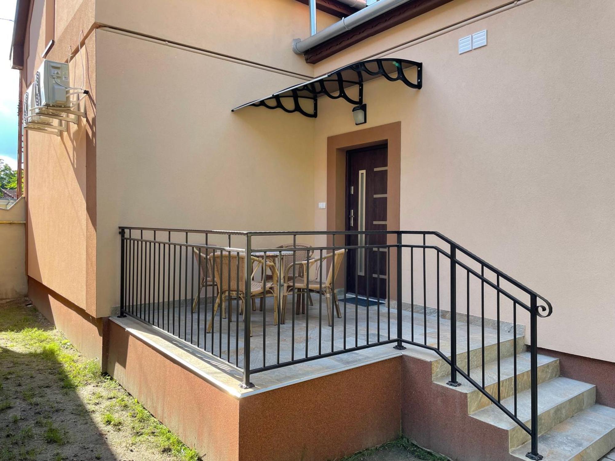 Kovacs Apartmanhaz Kiskunhalas Phòng bức ảnh